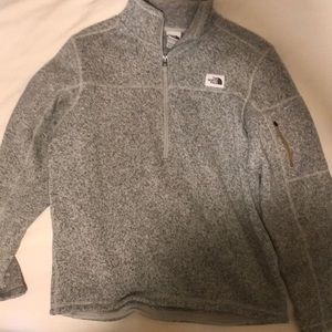 Pullover north face jacket